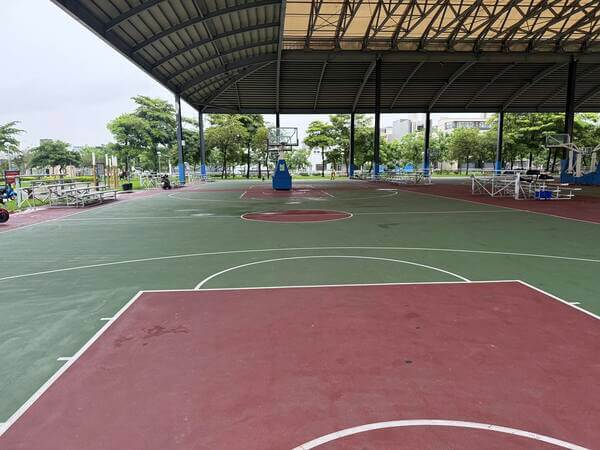 特別挑高之籃球場視線佳空氣流通
