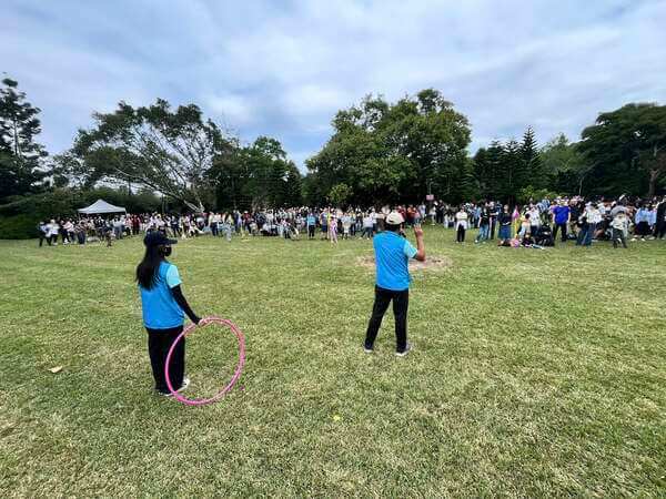 任何團康趣味競賽活動我們都能親自全場主持（由領隊熊教練帶領）