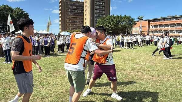 相敬如賓趣味競賽(馬偕醫院企業運動會:淡水真理大學) 相敬如賓趣味競賽(馬偕醫院企業運動會:淡水真理大學)
