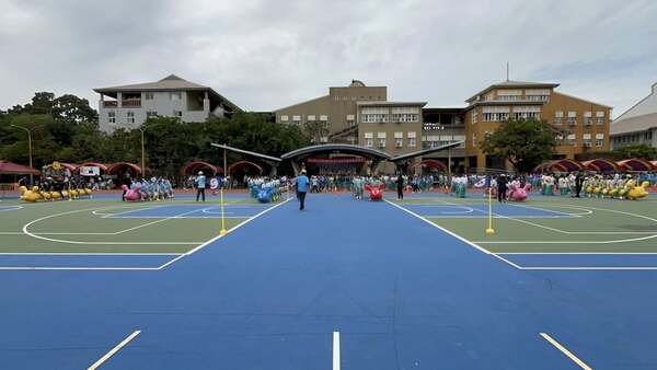 熊麻吉活動團隊是全台唯一進入校園帶領趣味競賽商家