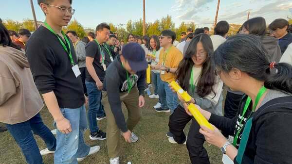 移動城堡團康遊戲:專注與享受比賽的氛圍(台積電tsmc公司日員工日活動) 移動城堡團康遊戲:專注與享受比賽的氛圍(台積電tsmc公司日員工日活動)