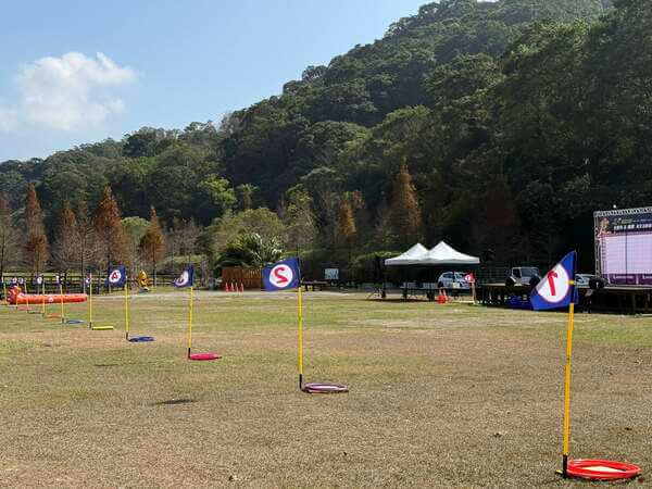 一次十隊可同時競賽之安全與專業場地佈置（免費服務）