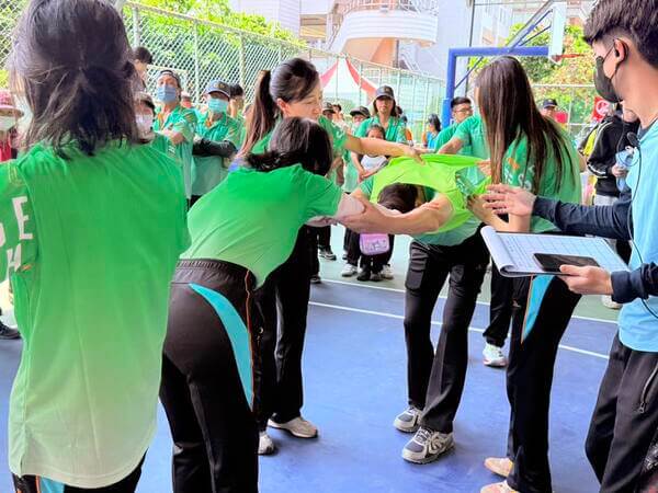 林邊鄉鄉運村民趣味競賽(林邊國中風雨球場) 林邊鄉鄉運村民趣味競賽(林邊國中風雨球場)