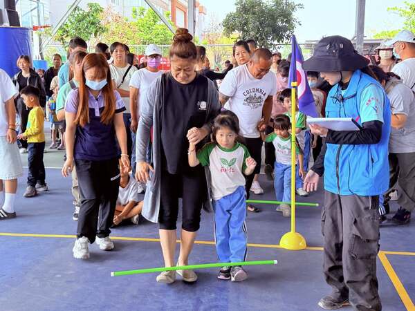 林邊鄉全鄉運趣味競賽：幼兒園親子家庭日活動