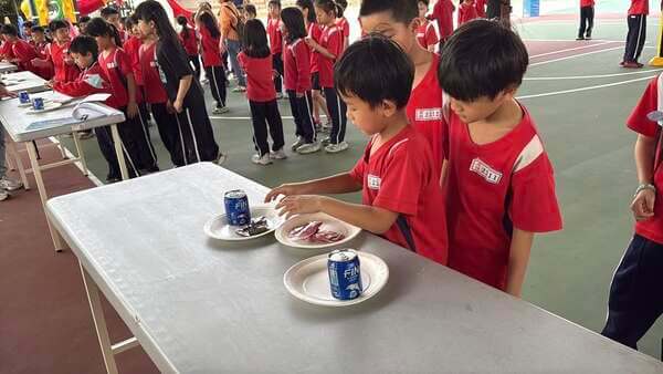 左右不分團康遊戲即使是低年級孩童也能參與