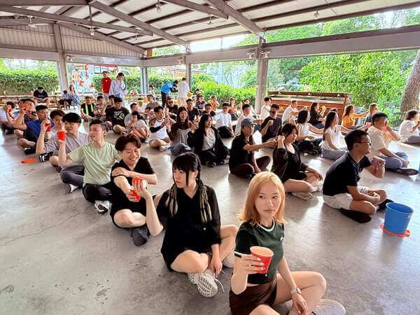舉杯同樂團康遊戲:永慶不動產家庭日活動(輕鬆歡樂遊戲) 舉杯同樂團康遊戲:永慶不動產家庭日活動(輕鬆歡樂遊戲)