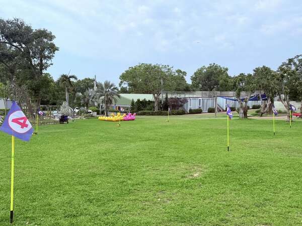 戶外場地完成佈置可四組一次同時競賽