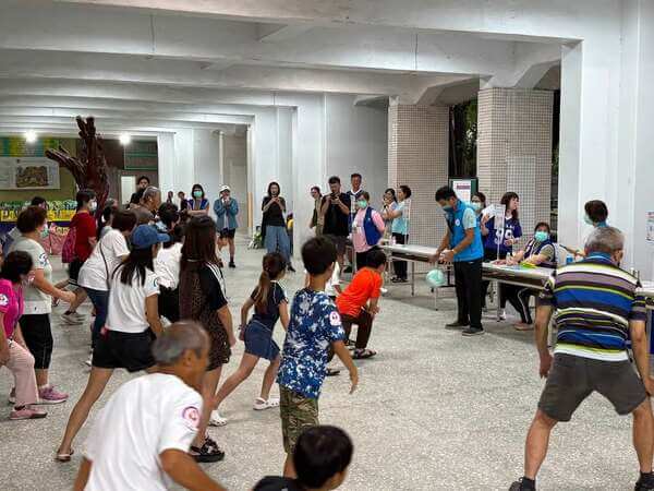 聞風不動團康活動：台南新樓醫院祖孫活力家庭日活動（台南復興國中）