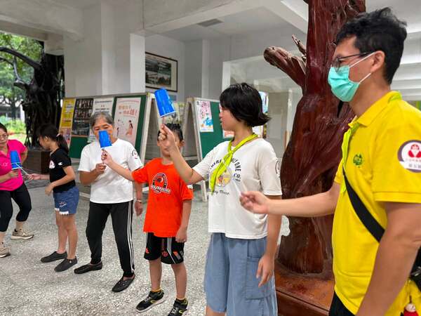 杯中傳情團康遊戲：台南新樓醫祖孫活力家庭日活動（台南復興國中）